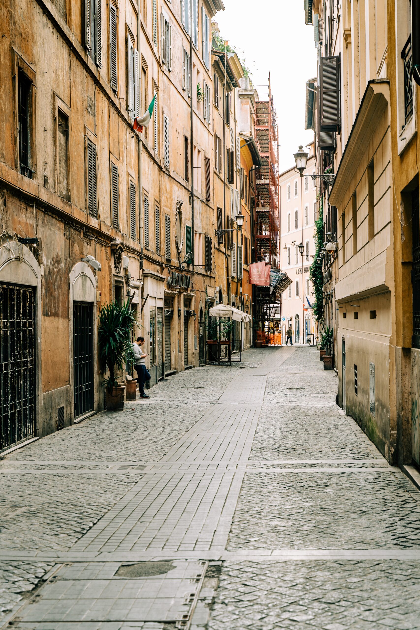 Ruelle de Trastevere. Photo de Gabriella Clare Marino for Unslash