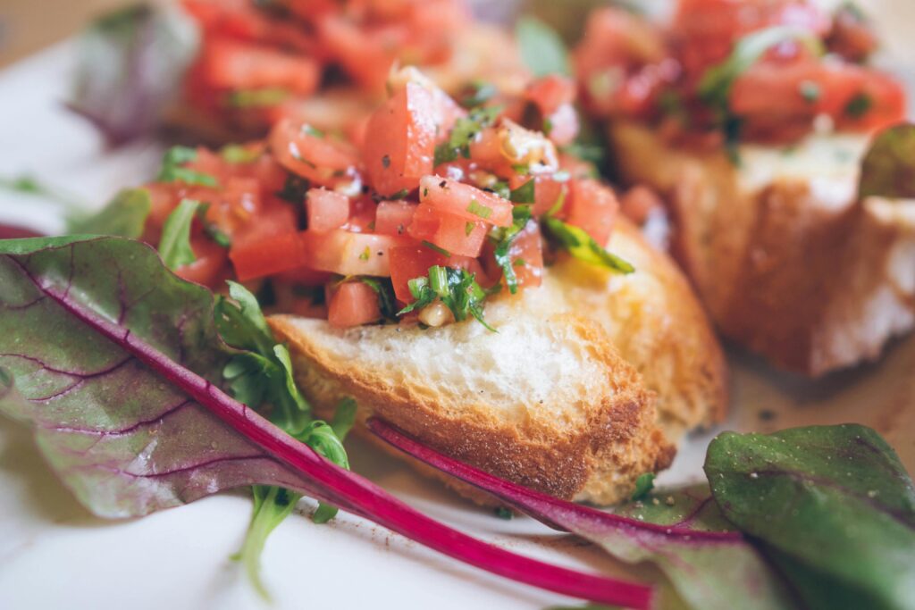 La bruschetta qui ouvre toiours nos répas